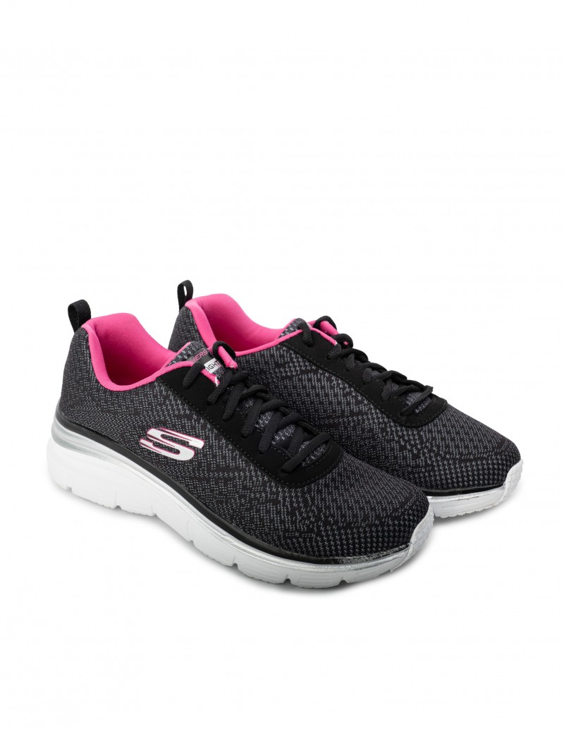 SKECHERS Fashion Fit Negras Mujer