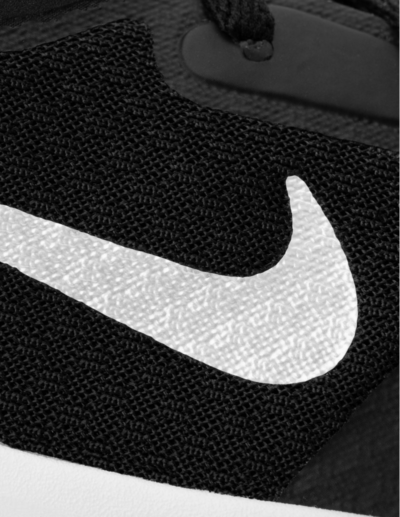 NIKE WearAllDay Negras Mujer