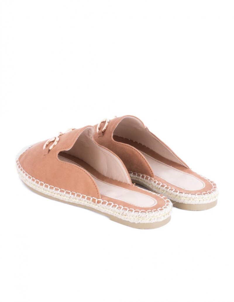 Alpargatas destalonadas