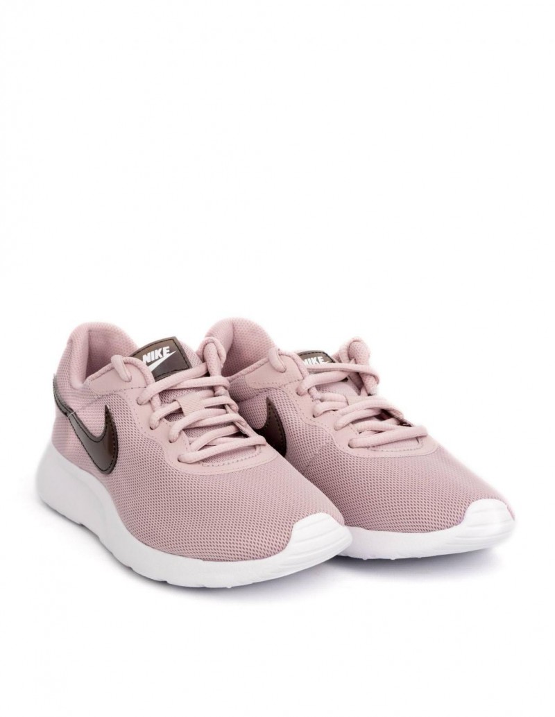 NIKE Tanjun Rosas Logo Holografico