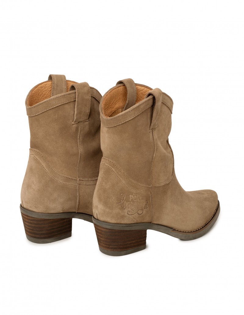 Botas Camperas Bajas Beige Mujer