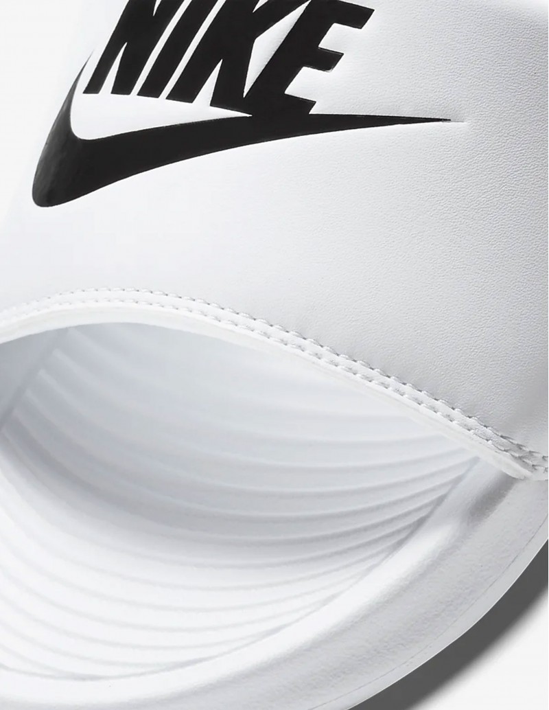 NIKE Victory One Blancas detalle