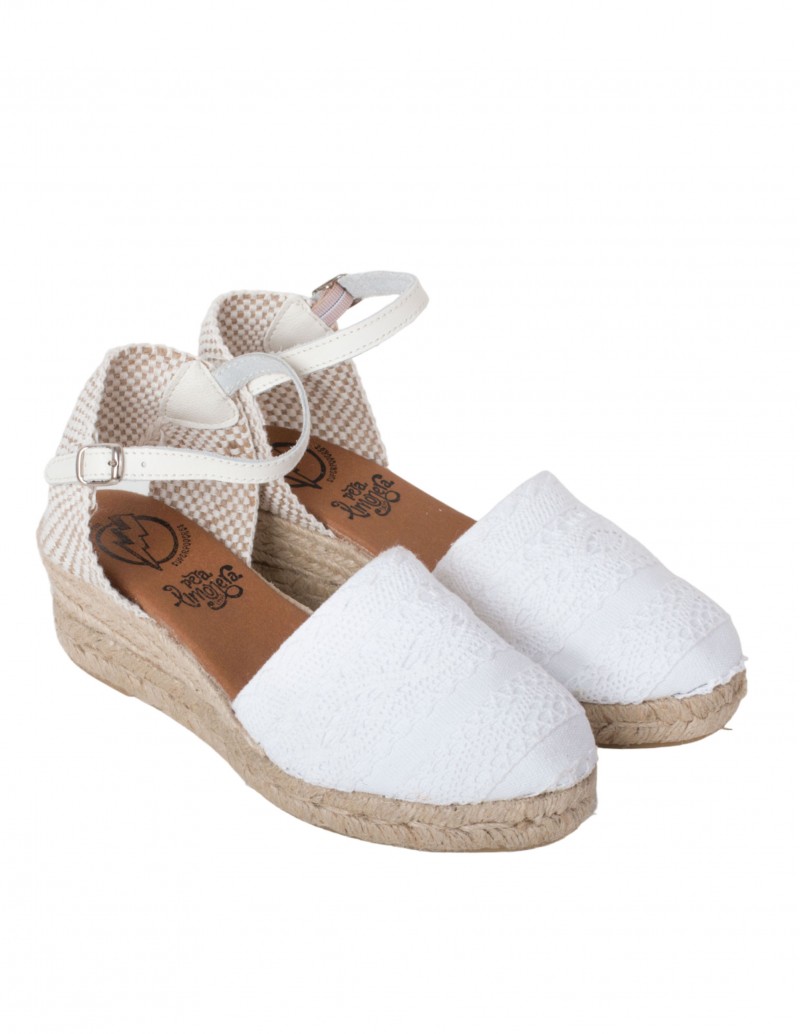 Alpargatas Cuña Baja Puntilla Blancas 2