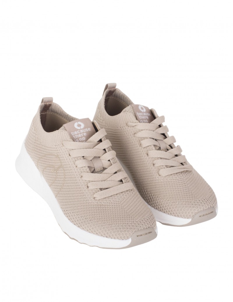 Zapatillas recicladas Ecoalf para mujer modelo Conde color beige 2