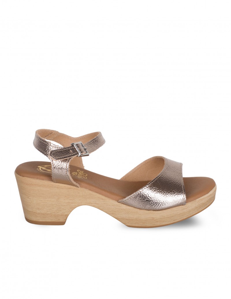 Sandalias metalizadas color bronce tacón de madera para mujer Pera Limonera