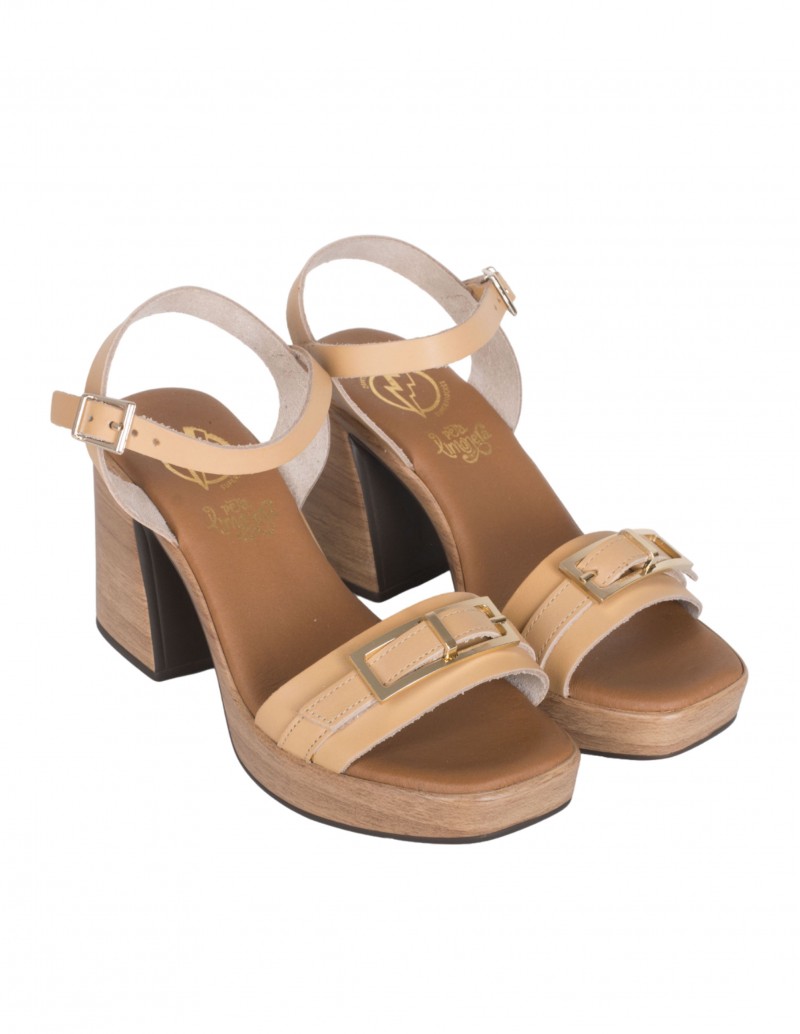 Sandalias de madera tacón alto color camel para mujer 2