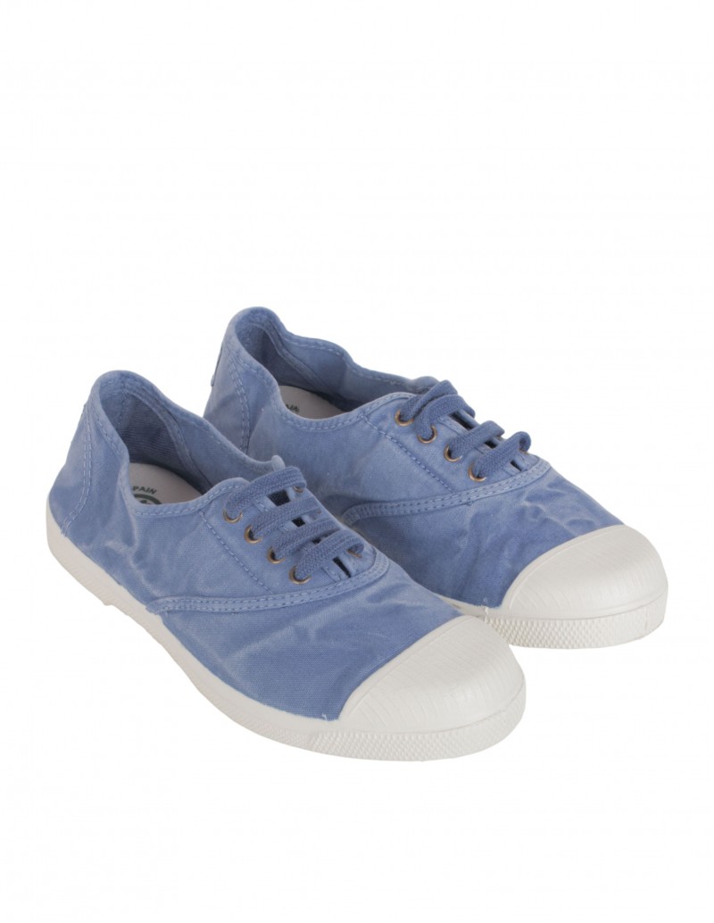 Zapatillas de lona azules Natural World para mujer puntera blanca 2