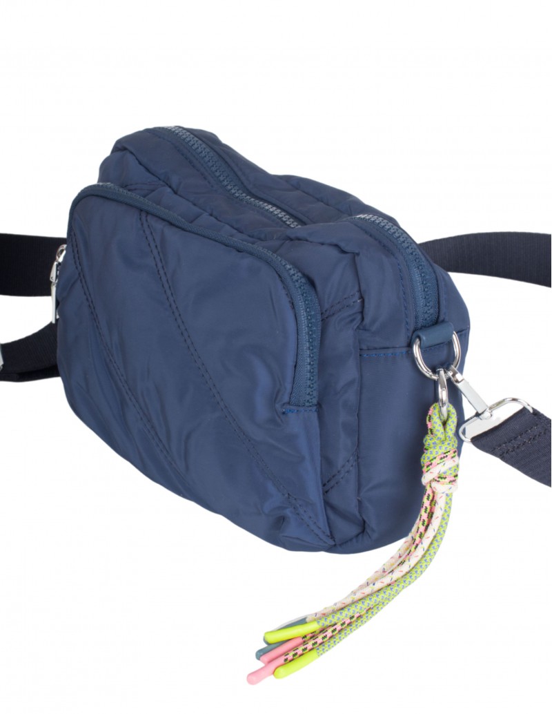 Bolso nylon azul marino con llavero multicolor para mujer