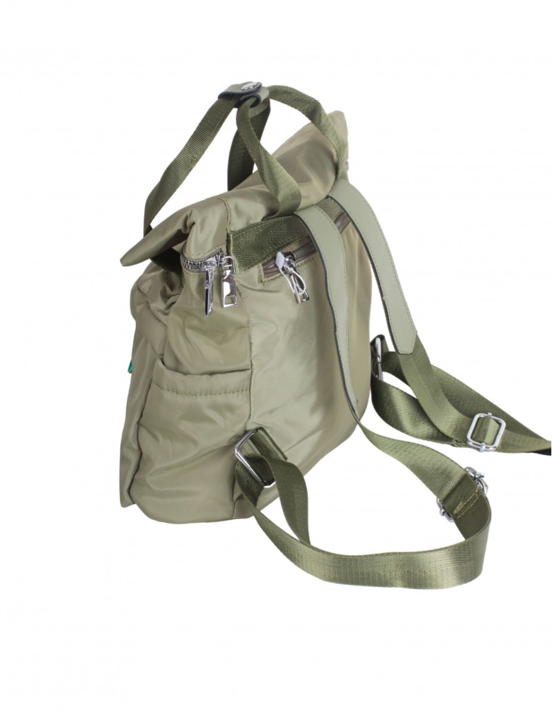 Mochila nylon verde kaki para mujer con bolsillos delanteros 2