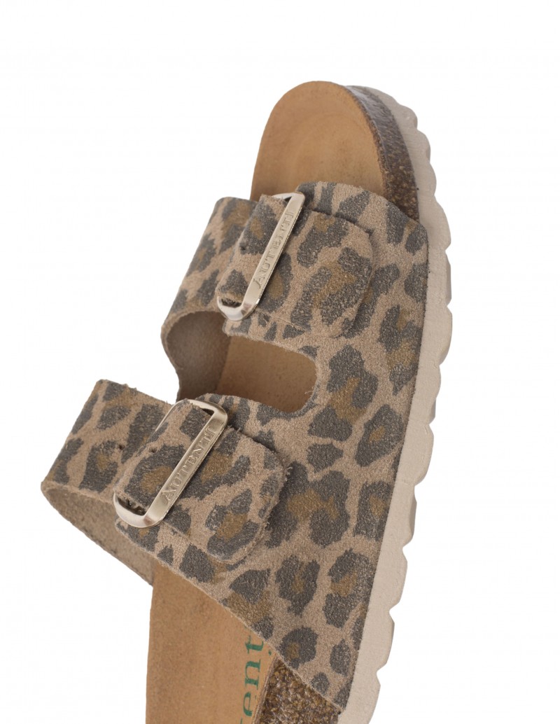 detalle sandalias bio animal print