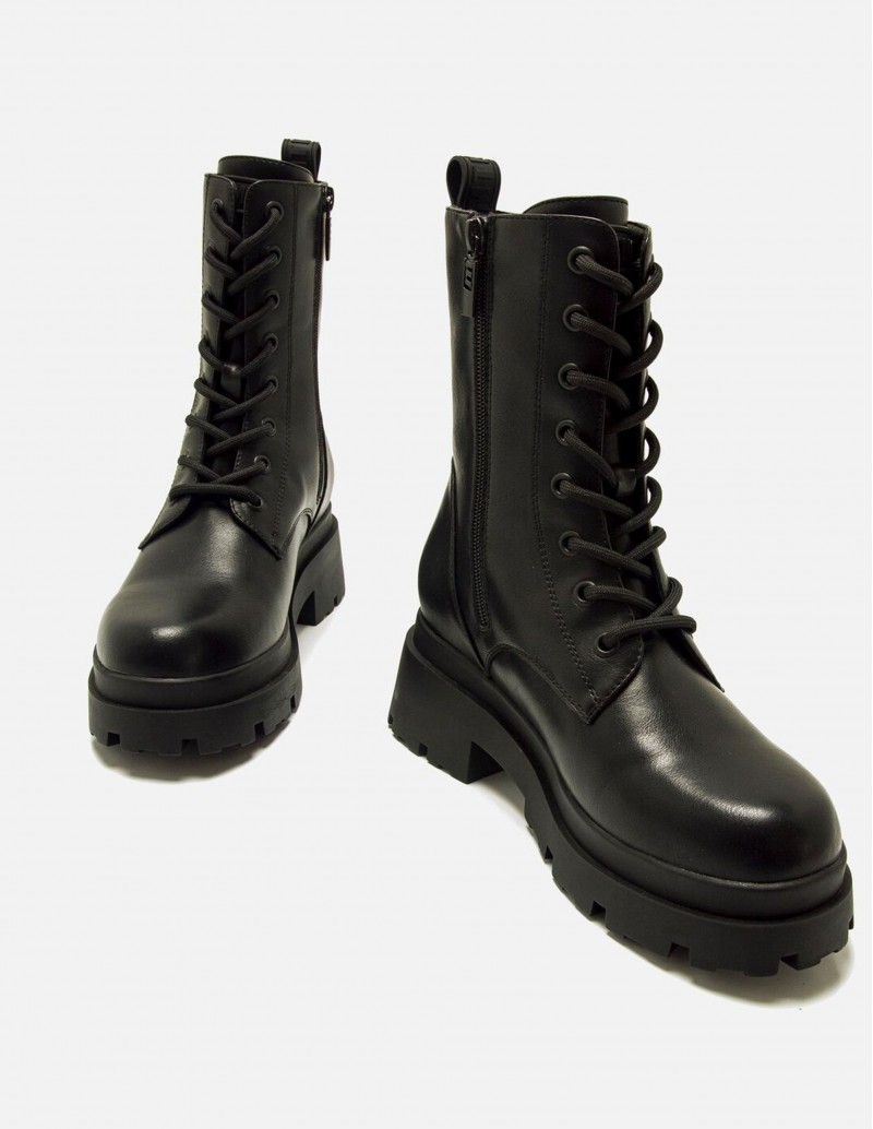 botas de plataforma estilo militar