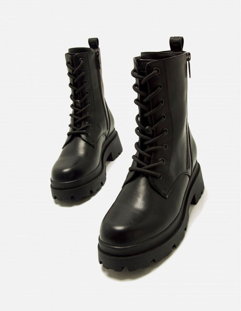 botas militares negras con cremalleras