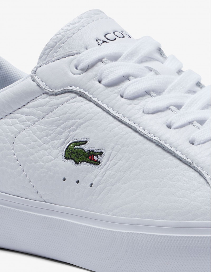 detalle logo lateral Lacoste powercourt