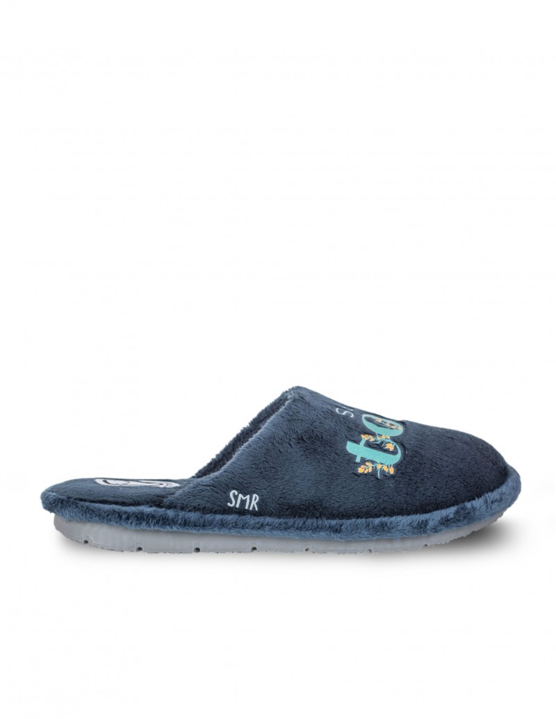 zapatillas son un toxo pero hai que quererme así 2