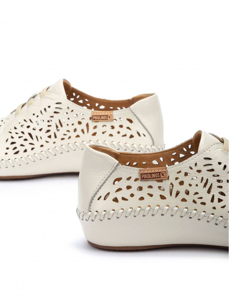 zapatos de verano calados mujer