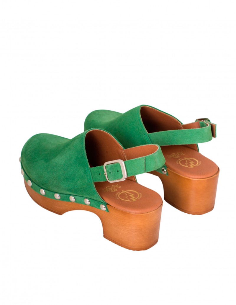 zueco de tacón verde