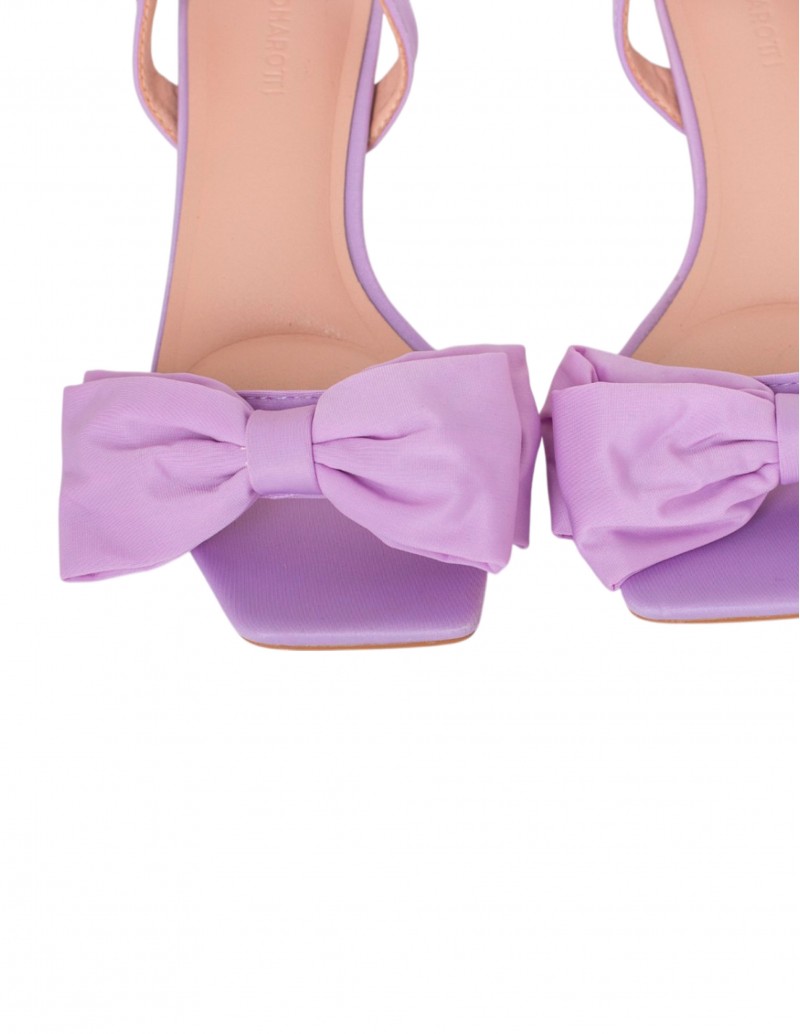 detalle lazo color lila