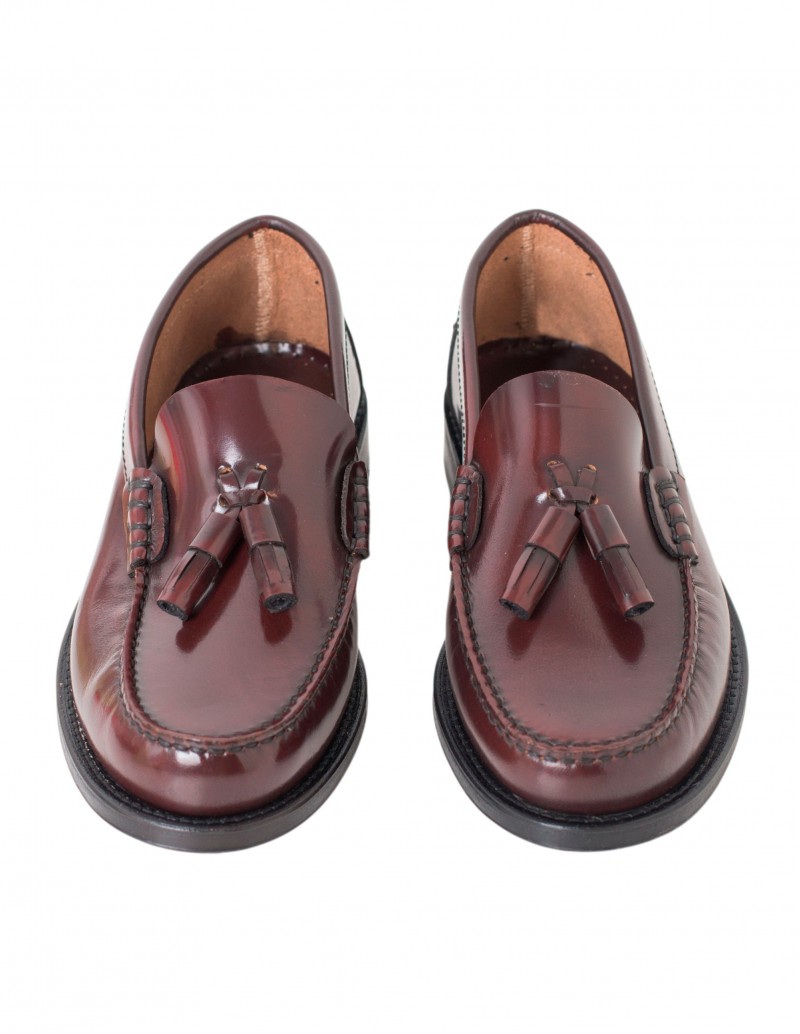 mocasín burdeos con borlas hombre