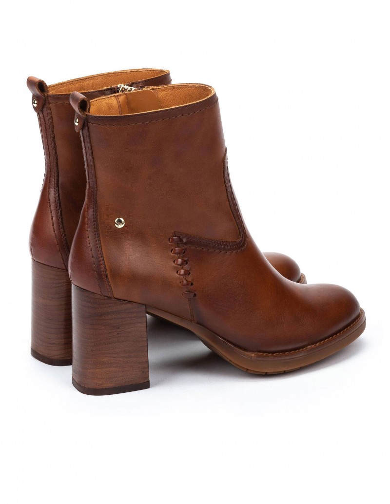 botin cuero pikolinos