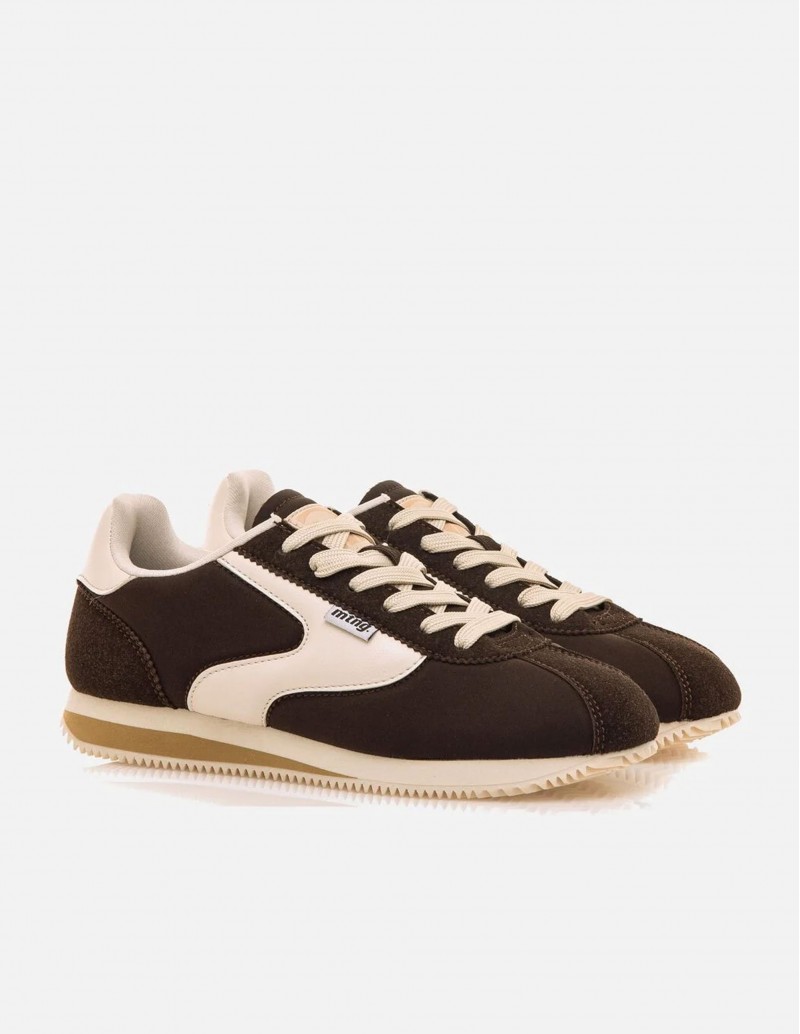 zapatillas mustang marrón