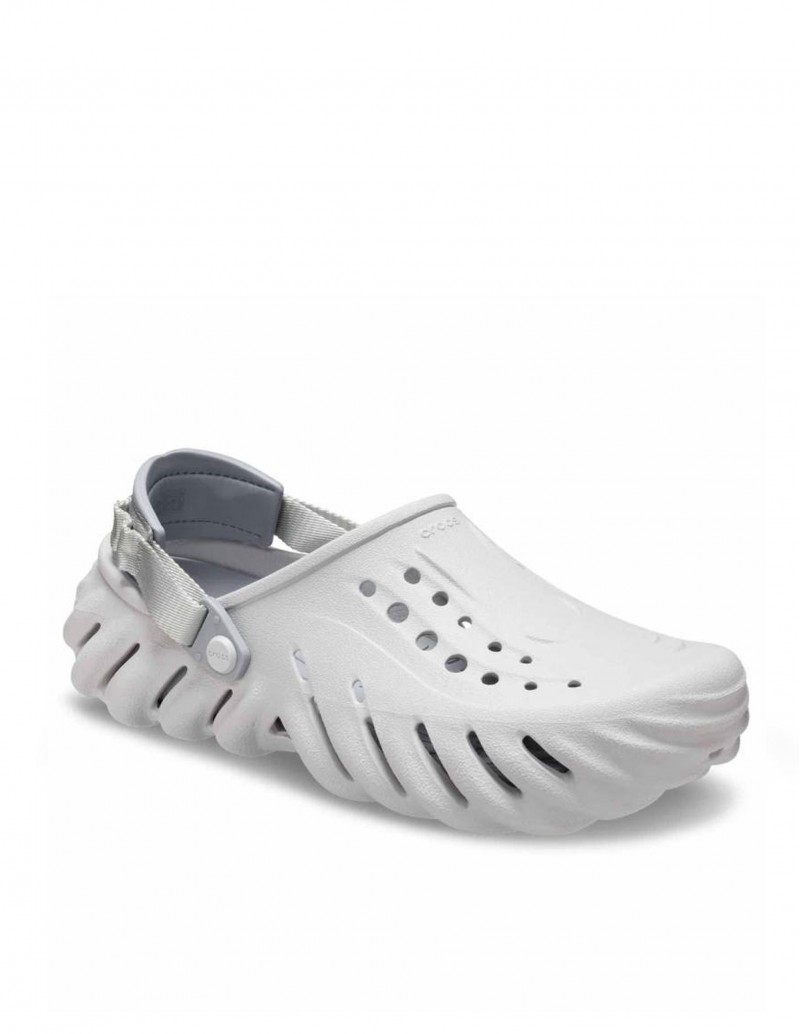 crocs futuristas grises