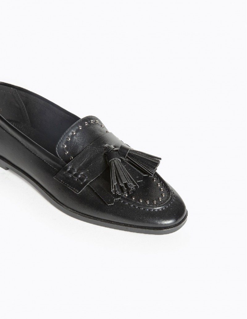 CORINA Mocasín Tachuelas Borlas Negro 2
