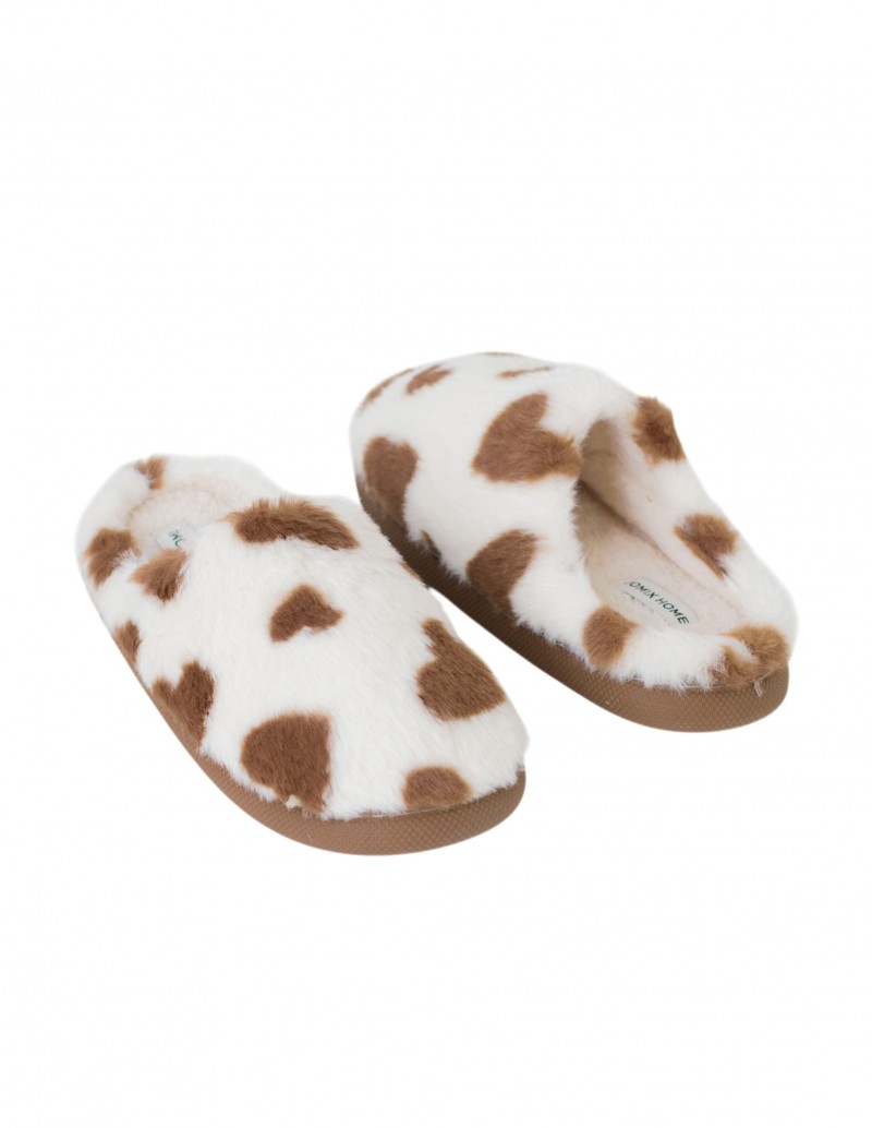 Zapatilla Casa Corazones Marrón 2