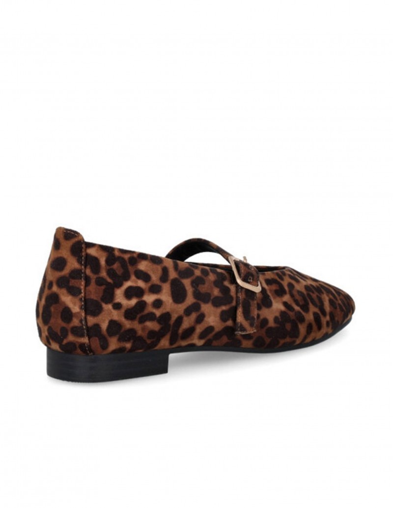bailarina con hebilla leopardo