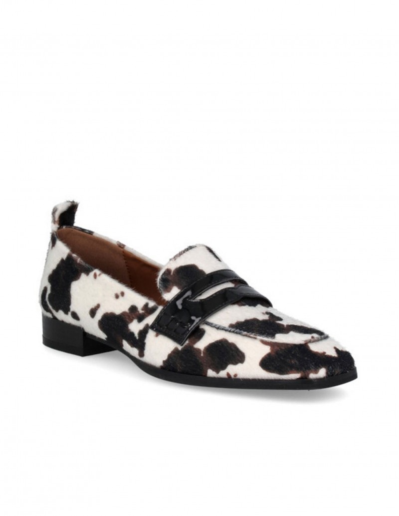 mocasines estampado de vaca