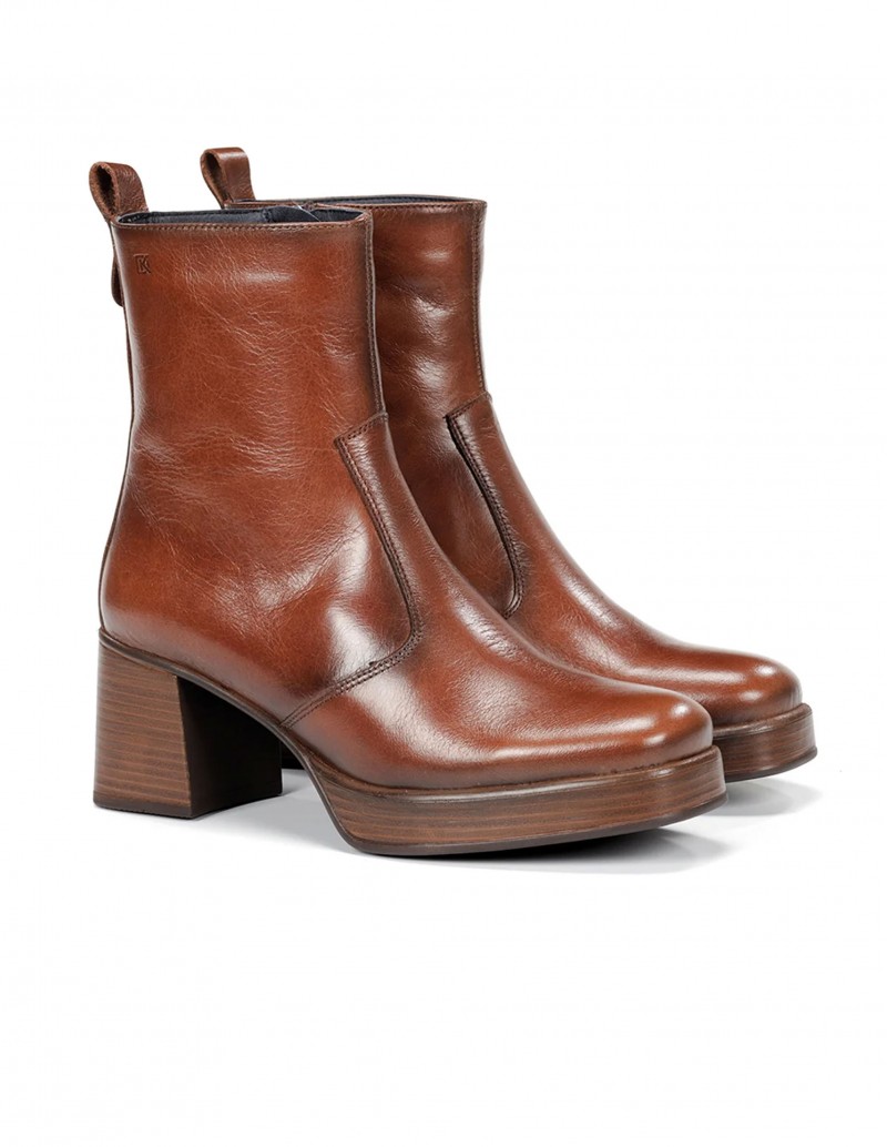 botines marrones de tacón ancho