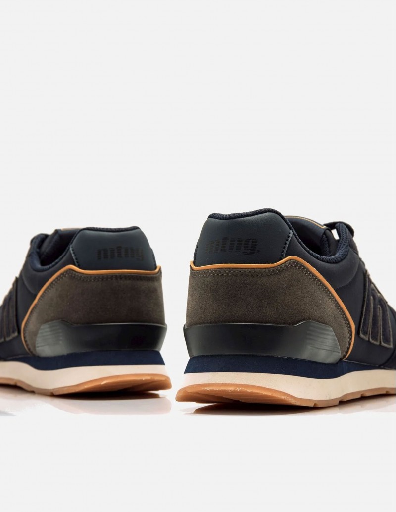 detalles naranja deportivas