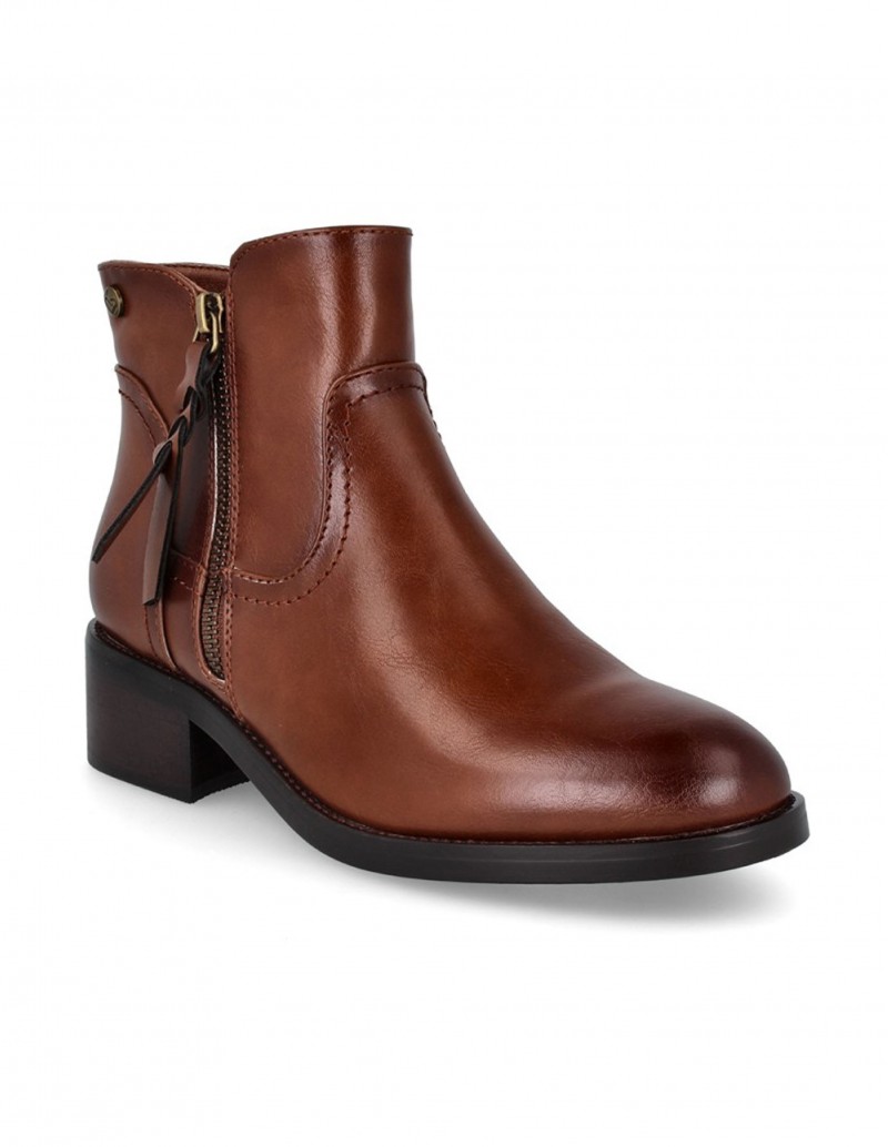 botines marrones tacón bajo amarpies