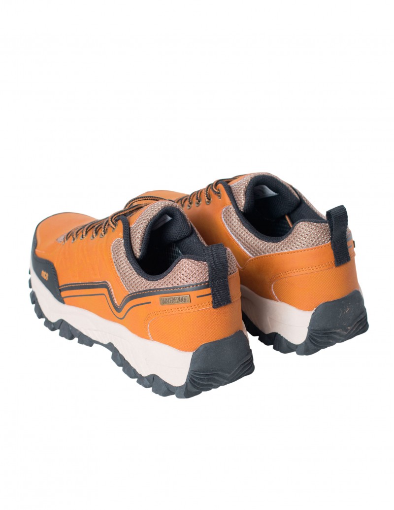zapatilla trekking naranja camel