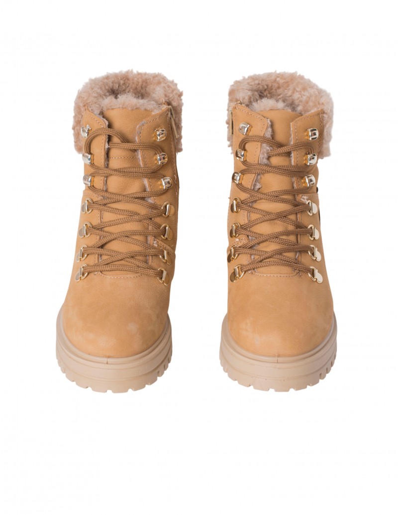 botines con cordones y borreguito