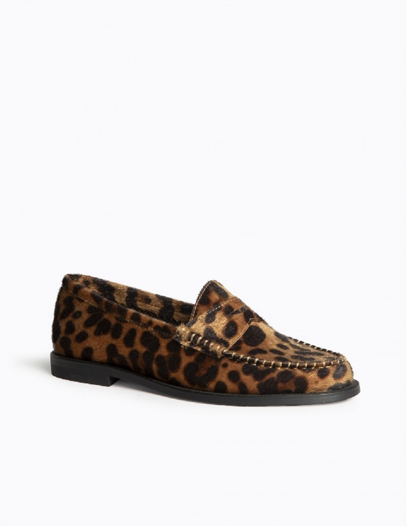 mocasines con estampado de leopardo