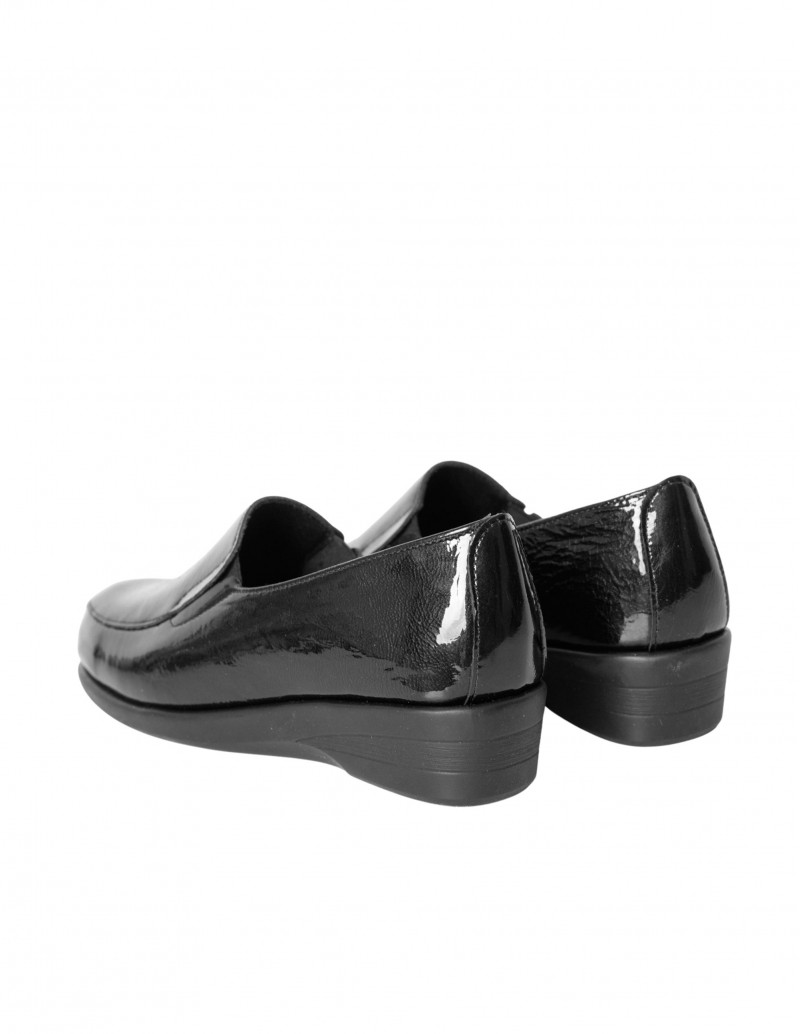 mocasines de charol para mujer