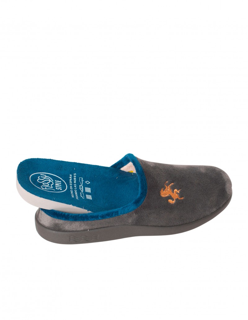 zapatilla casa pelo gris