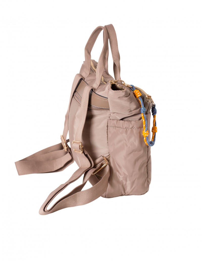 mochila acolchada beige